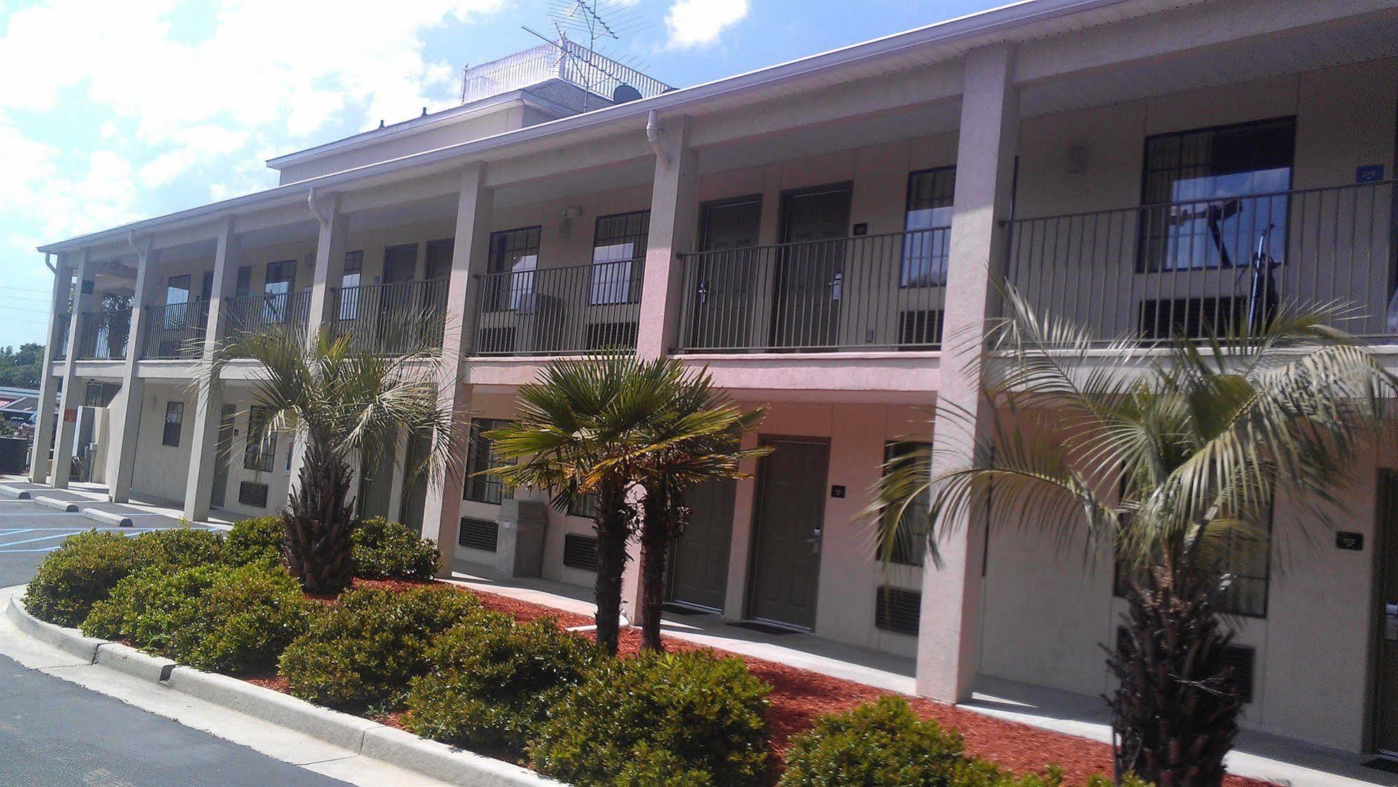 سانت جورج Peach Tree Inn المظهر الخارجي الصورة